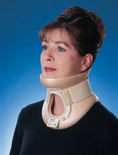 PhiladelphiaCollar W/ Trach Hole- Ped 7-104 1/4 h