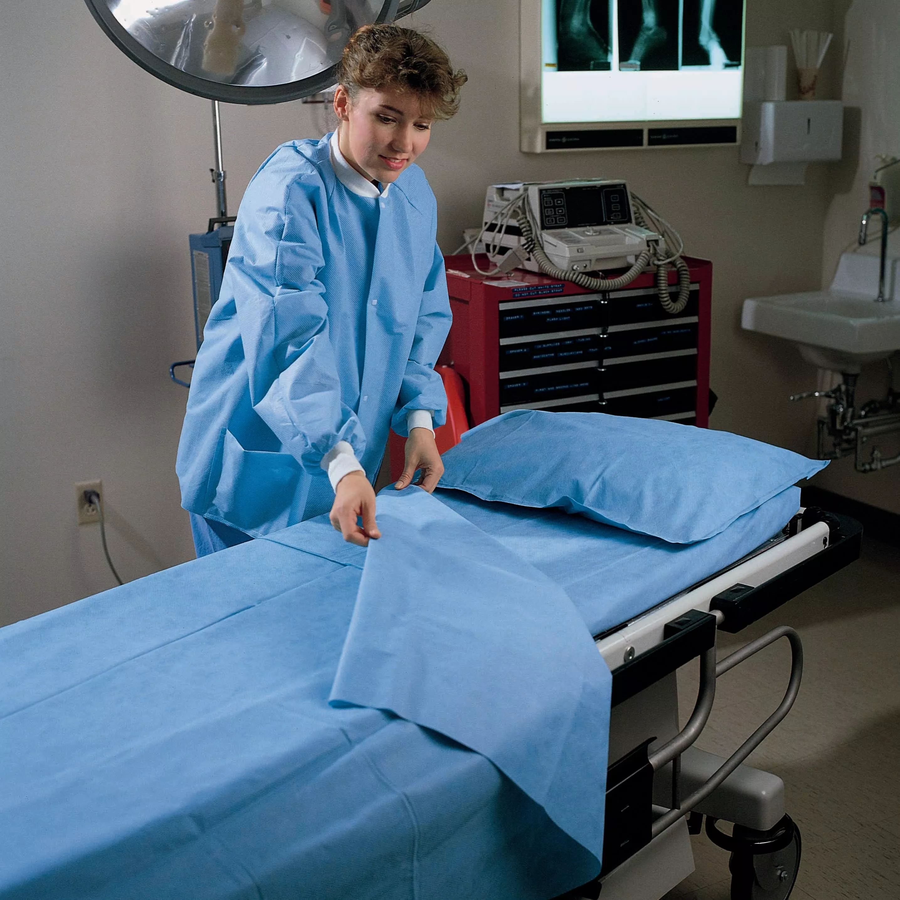 SHEET, STRETCHER REG BLUE 40X84 (80/CS)